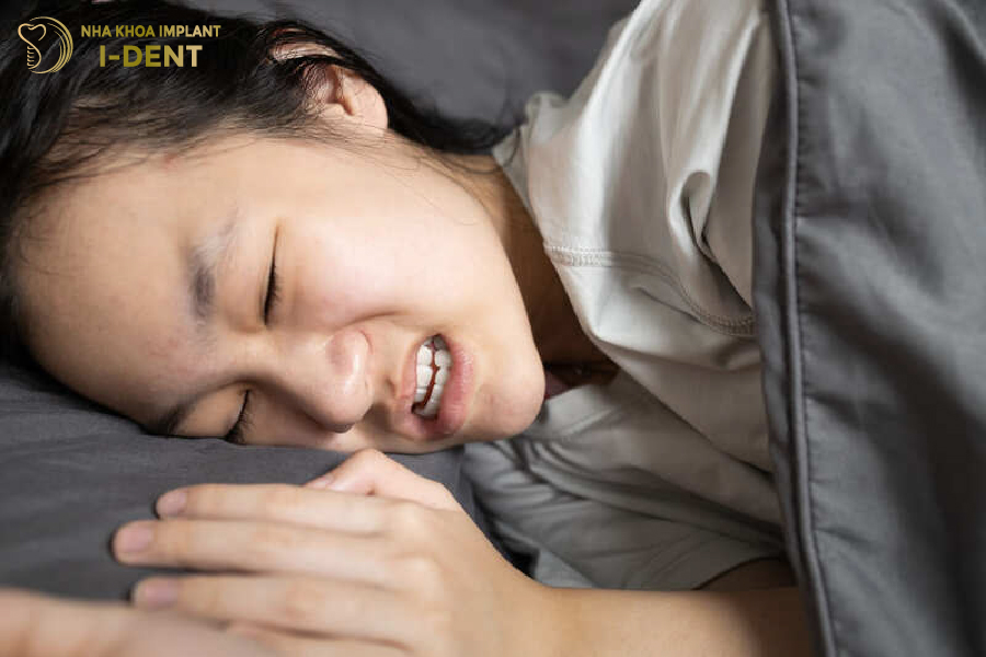 dán răng sứ có bền không