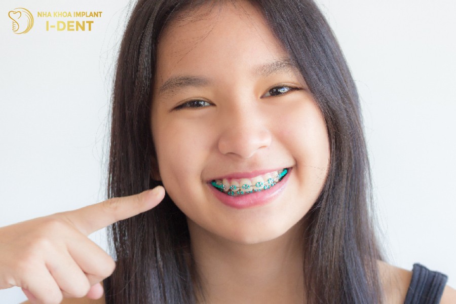 Tre-em-la-do-tuoi-de-nieng-rang-nhat-khi-khong-can-phai-nho-rang-hay-nong-ham