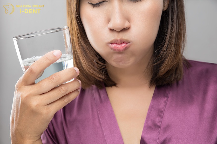trồng răng implant thì nên kiêng gì
